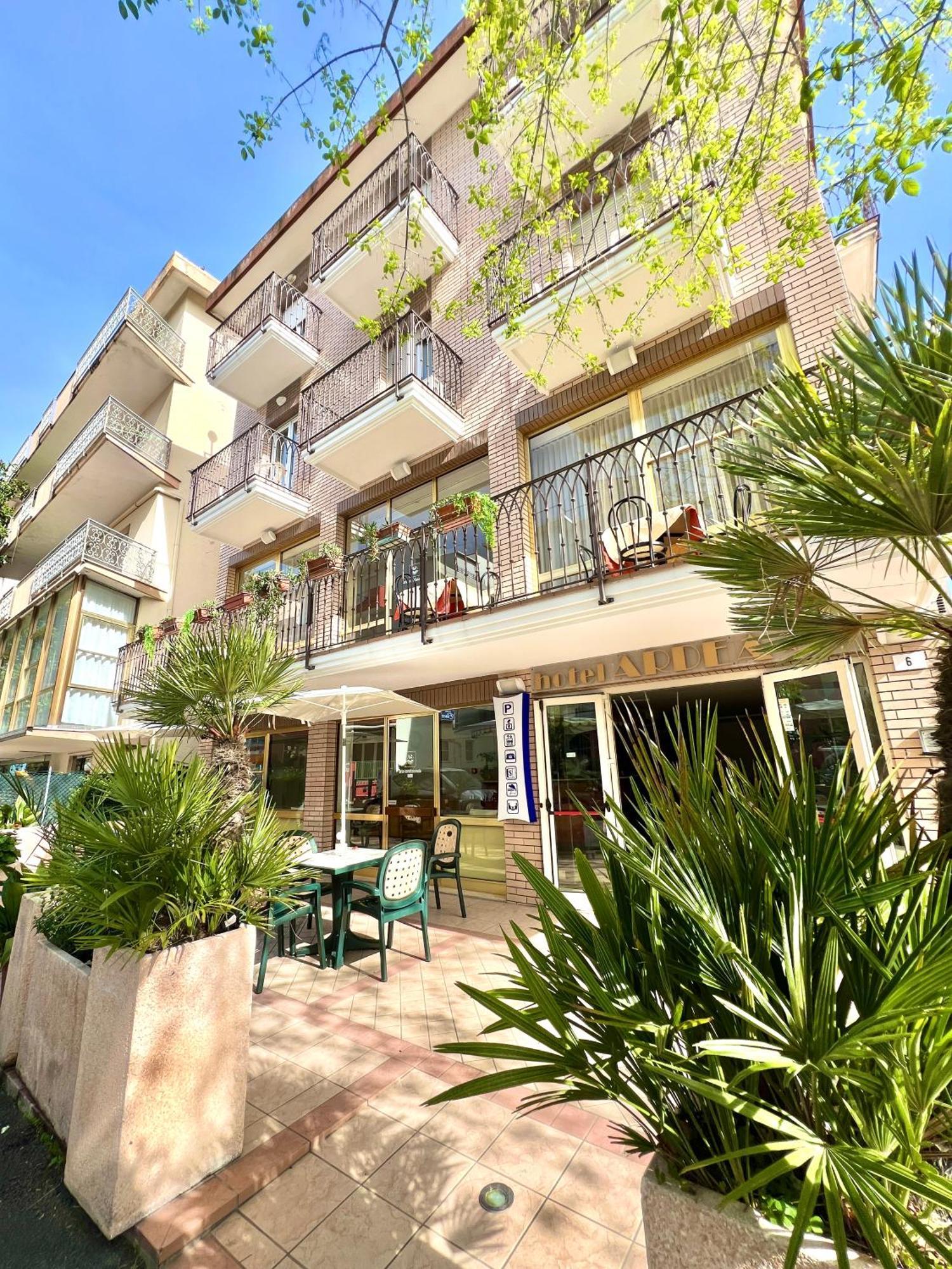 Hotel B&B Ardea ريميني المظهر الخارجي الصورة